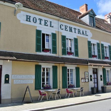 Hotel Le Central Boussac  Kültér fotó