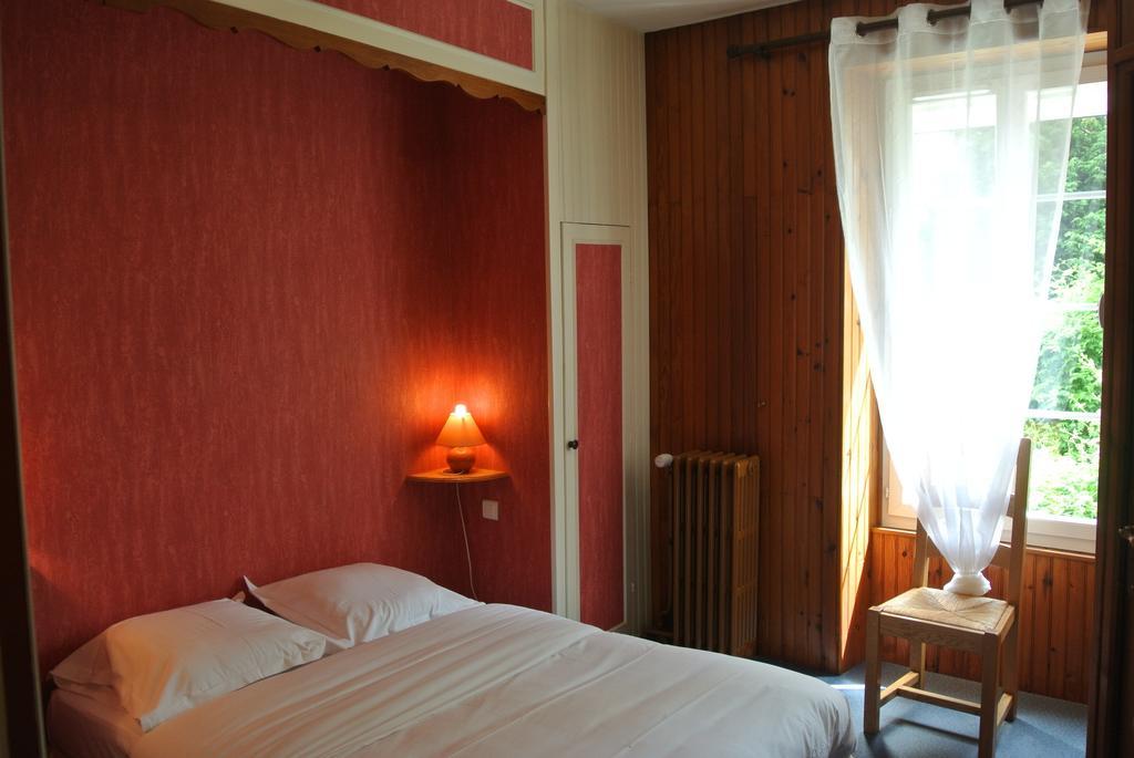 Hotel Le Central Boussac  Szoba fotó
