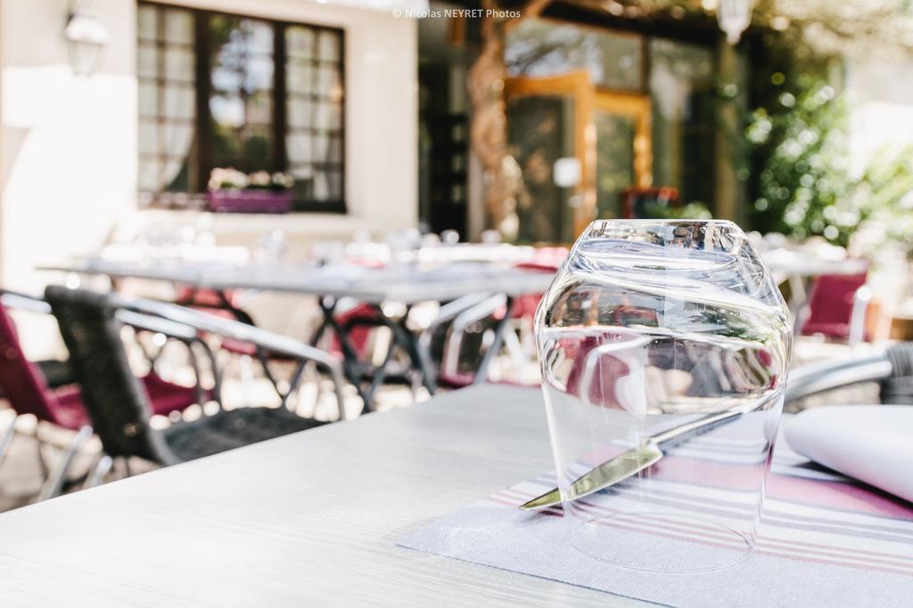 Hotel Le Central Boussac  Kültér fotó