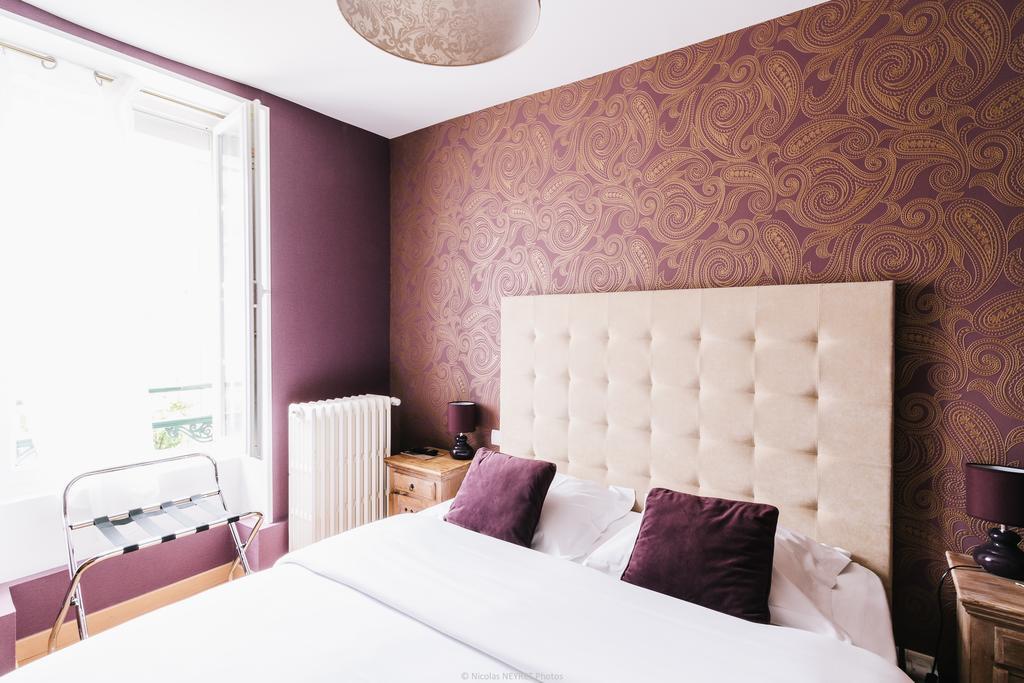Hotel Le Central Boussac  Kültér fotó